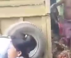 Truk Angkut Sawit Terguling, 1 Tewas