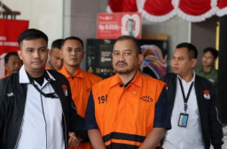 Staf KPK Jual Informasi ke Bupati Pamalang Rp 2 Miliar lewat Sang Aya