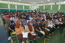Pemkot Surabaya Perkuat Akses Pendidikan, 7.380 Pelajar Terima Bantuan Sekolah