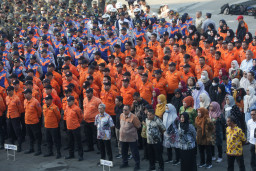 Wali Kota Eri Kumpulkan Seluruh Jajaran Pemkot Surabaya, Minta Percepat Tuntaskan Aduan Warga