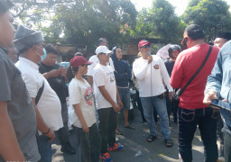 Warga Gulomantung Tolak Rencana Operasional PT Hanwa Royal Metal, Soroti Dampak Lingkungan dan Perizinan