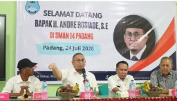 Andre Rosiade Tambah Bantuan Rp300 Juta untuk Aula SMAN 14 Padang, Lengkapi AC Kelas dan Fasilitas Sekolah