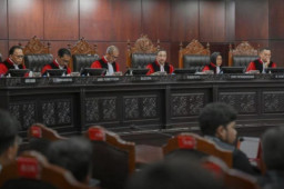 Putusan MK: Simpatisan dan Relawan Presiden-Wapres Tak Bisa Lapor Polisi Seenakanya