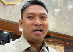 Ibu Korban MBG Amuk Sudaryono: “Racun Apa yang Dikasih ke Anak Saya?”