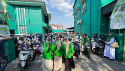 Saat Ratusan Perempuan Bangsa “Serbu” Bazar Muktamar, UMKM Ketiban Rezeki
