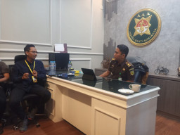 Digeruduk Puluhan Wartawan di Kejari Tuban, EDP Ngumpet dan Kasi Intel Minta Berita Di-Take Down