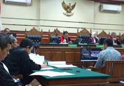 Keterangan Berbelit dan Berbeda dengan BAP, Majelis Hakim Hentikan Sementara Pemeriksaan Saksi Bagus Sumastomo