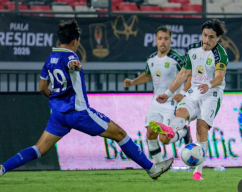 Kalahkan Persib Bandung lewat Adu Pinalti, Persebaya Surabaya Juara Piala Presiden 2026