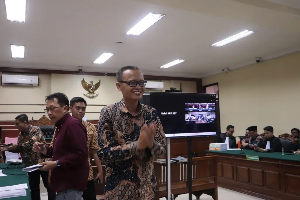 Rochim Kerjakan Urugan TPA Tanpa Kontrak Atas Petunjuk Maidi