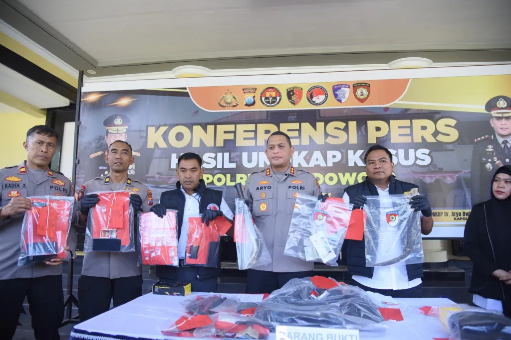 Lawan Polisi Saat Ditangkap, Perampok Sadis di Bondowoso Kena Tindakan Tegas Terukur