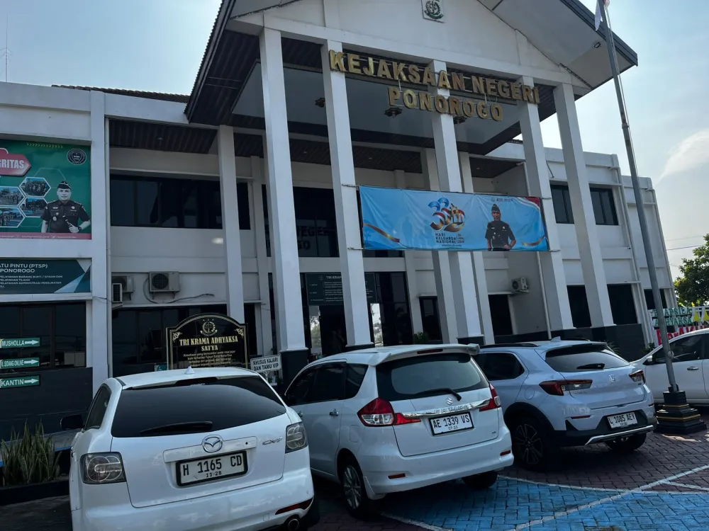 Kejari Ponorogo Periksa Kembali Pimpinan DPRD Terkait Kasus Tunjangan Perumahan