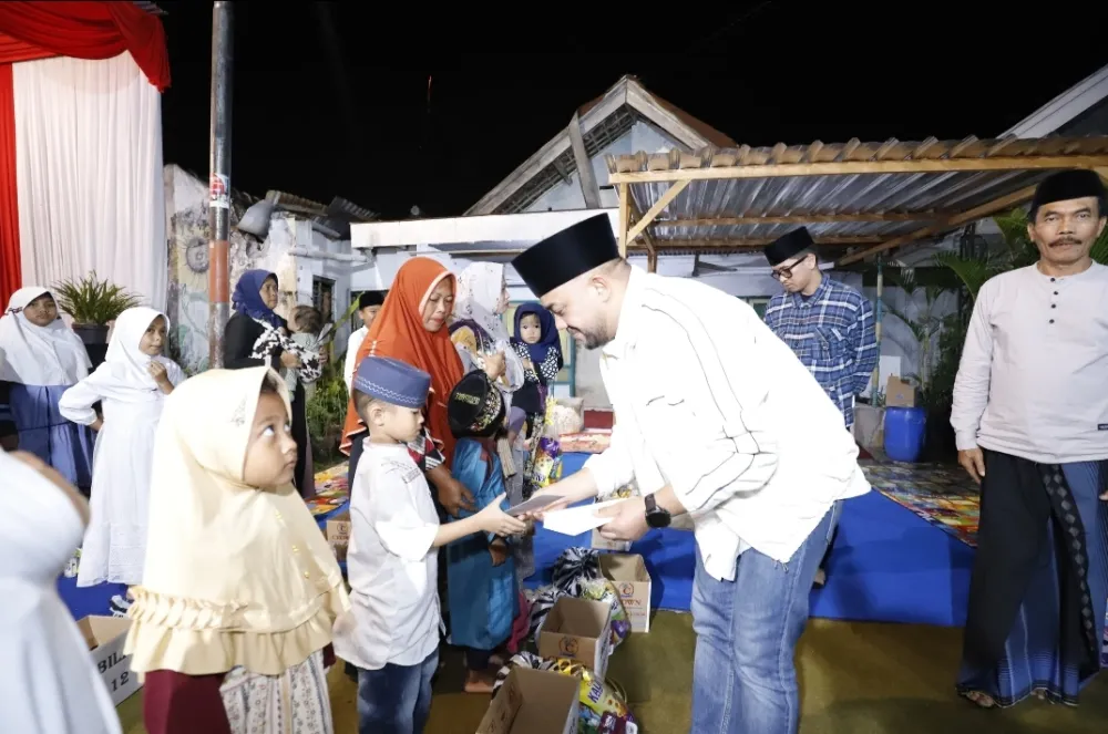 Wakil Wali Kota Batu Serahkan Santunan untuk Anak Yatim dan Dhuafa, Apresiasi Semangat Gotong Royong Warga