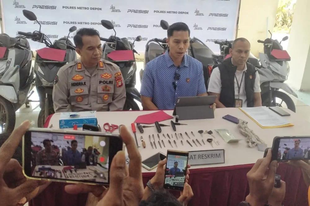 8 Pelaku Curanmor Dibekuk, Polisi Sita Letter T, Golok hingga Jimat Tali Pocong