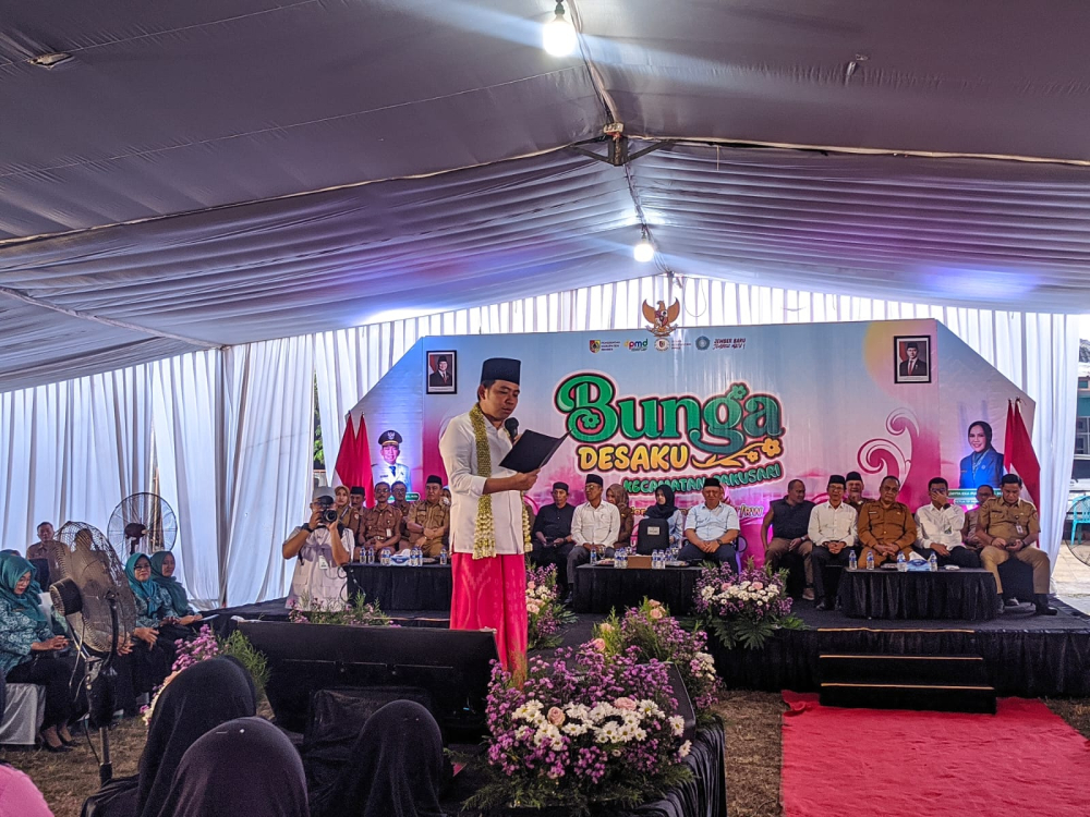 Bupati Jember Gandeng PKL dan Mlijo Sosialisasikan Program UHC